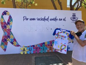 David Sonenschein Celebrating Autism Awareness Month in Merida, Mexico_Sing and Speak 4 Kids