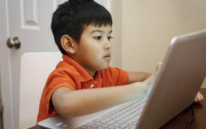 Language Development and Screen Time_Sing and Speak 4 Kids